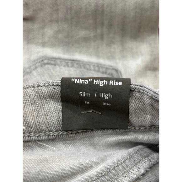 tractr Nina High Rise Slim Fit Cut Off Shorts Size 0/25 - Picture 5 of 6